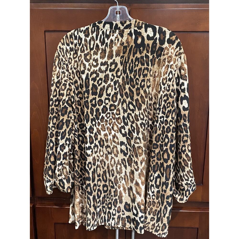 Ava & Grace Womens 3X Leopard Print Tunic Top Roll Tab Sleeve Stretch! - Picture 2 of 13